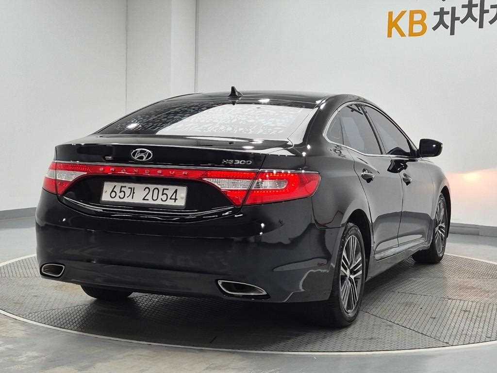 HYUNDAI Grandeur - Vista 3