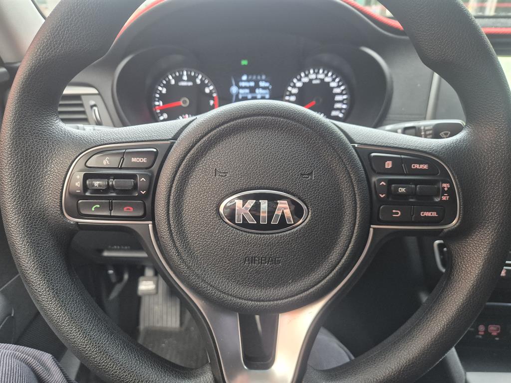 KIA K5 - Vista 3