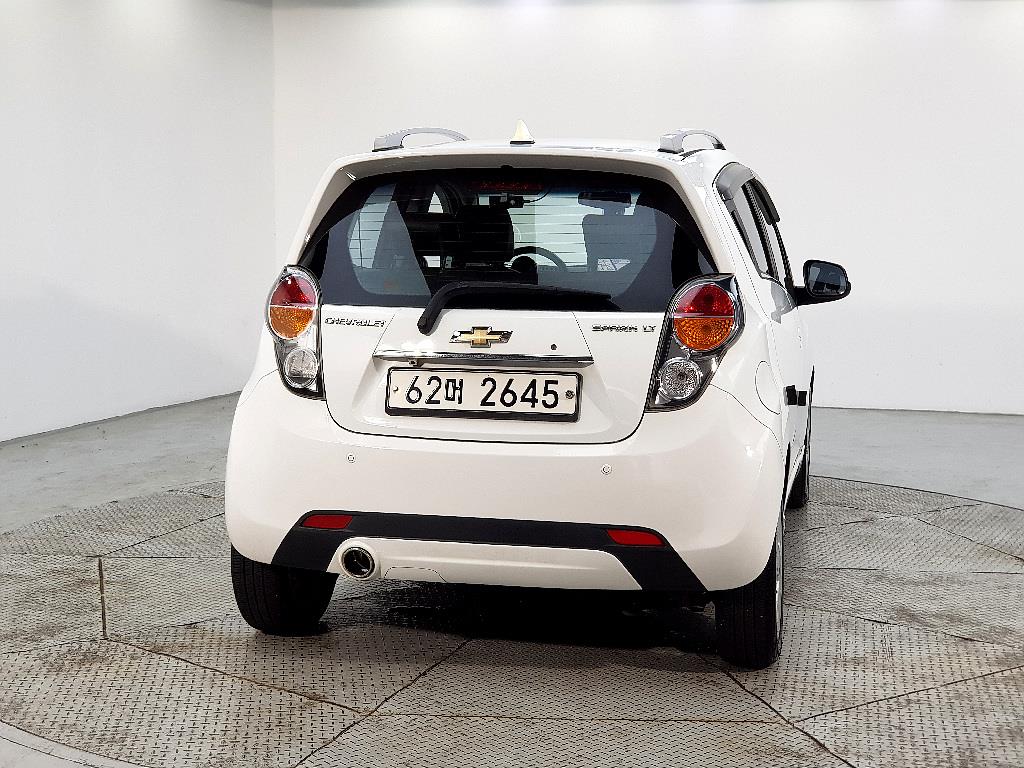 Chevrolet Spark - Vista 3