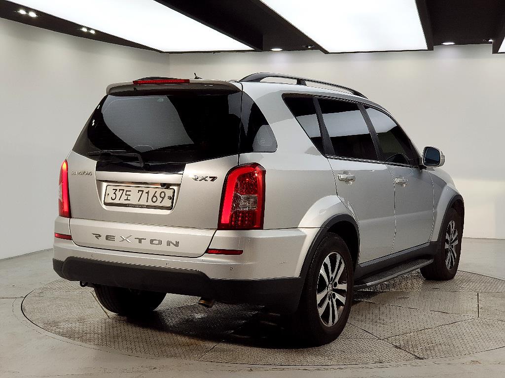 Ssangyong Rexton - Vista 4