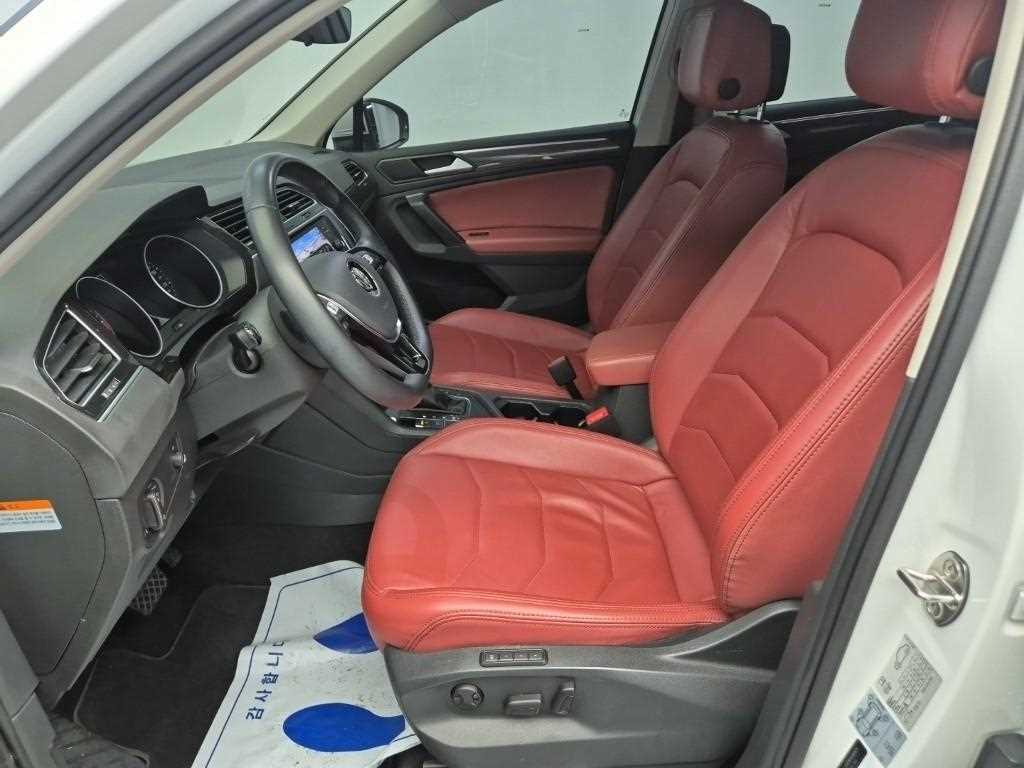 Volkswagen Tiguan - Vista 11