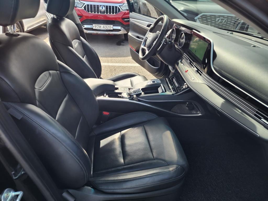 HYUNDAI Grandeur - Vista 8
