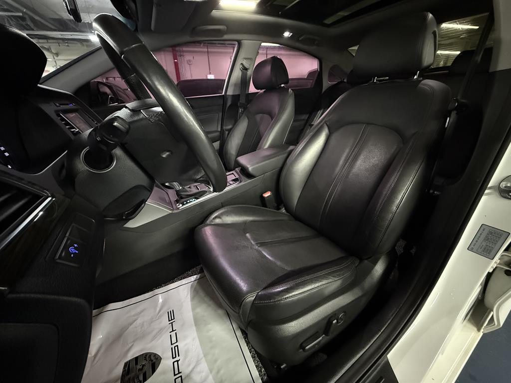 HYUNDAI Sonata - Vista 6