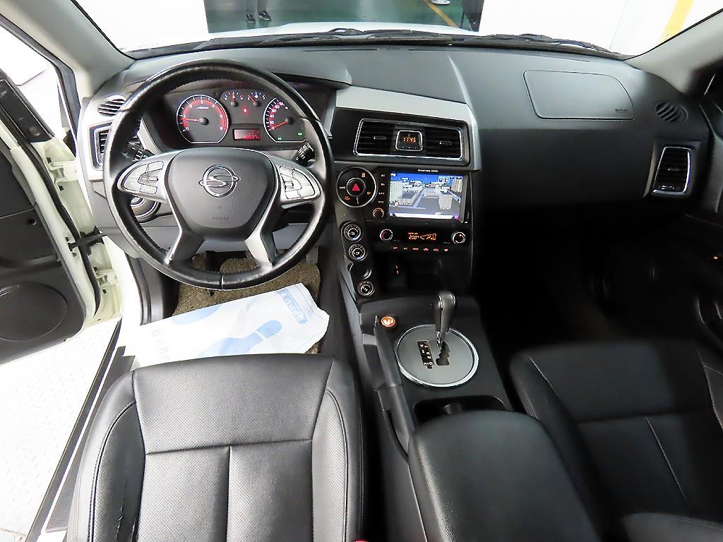 Ssangyong Korando - Vista 7