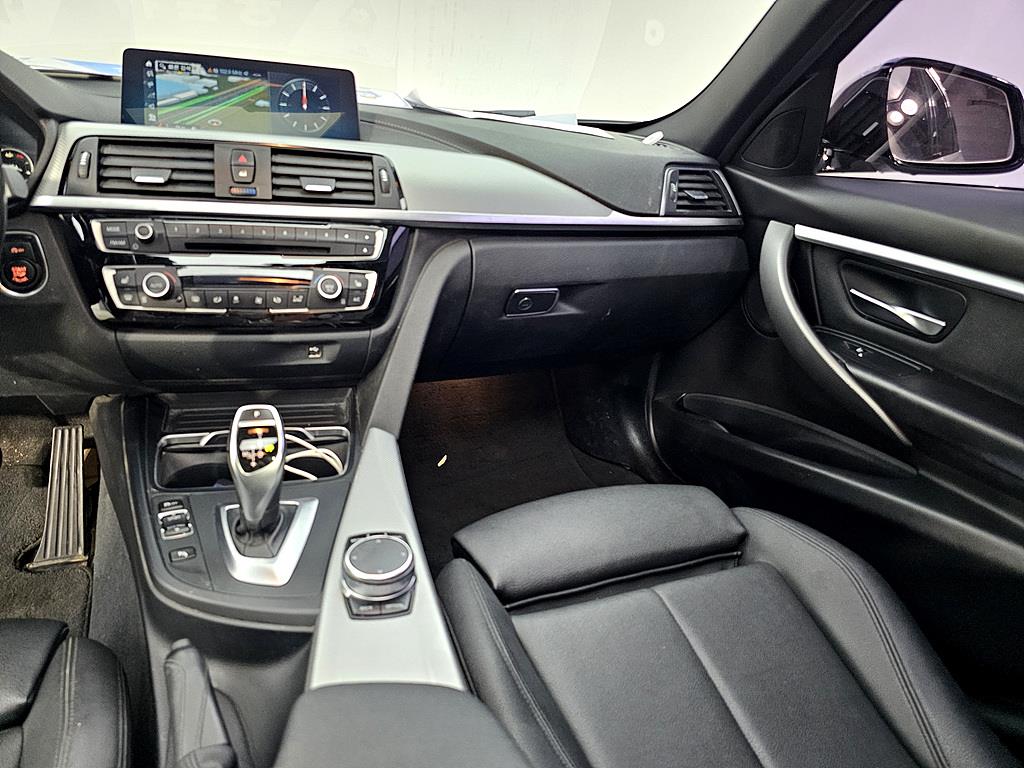 BMW 3 series - Vista 10