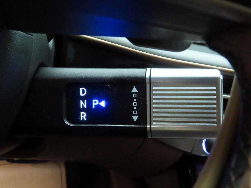 HYUNDAI Grandeur - Vista 10