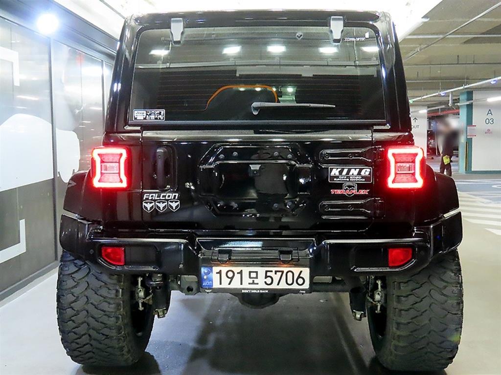 Jeep Wrangler - Vista 5