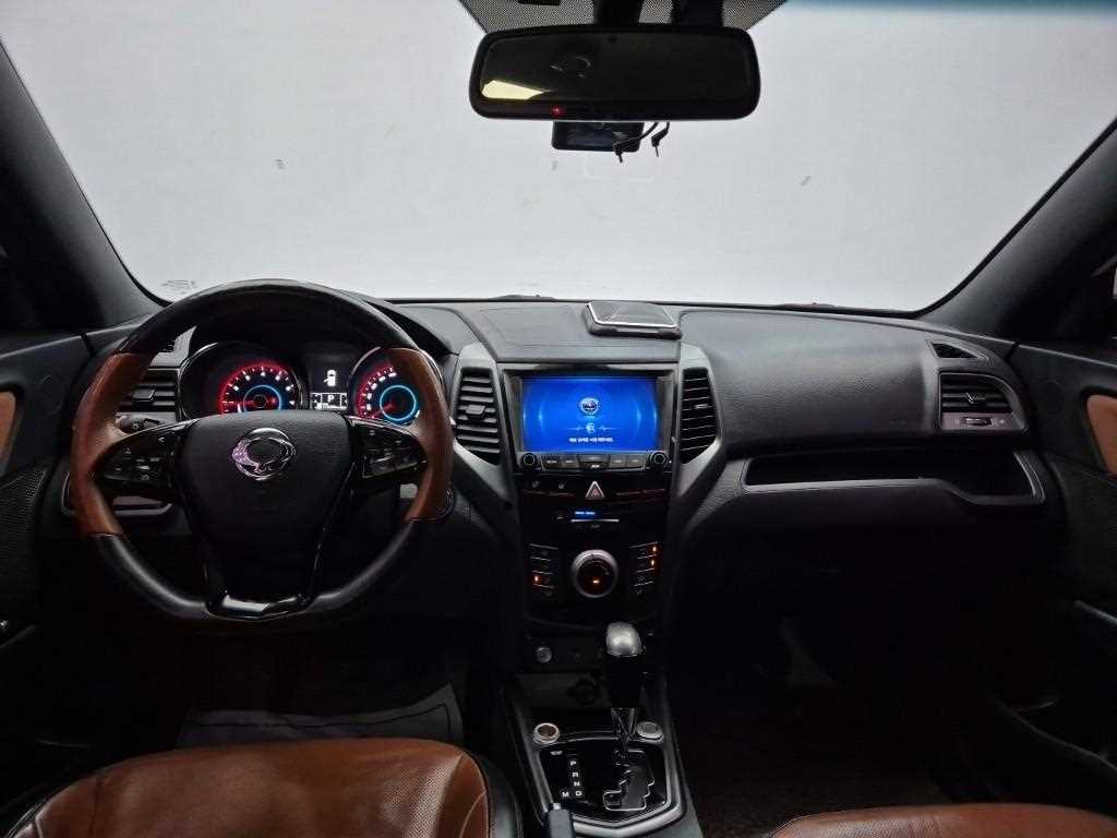 Ssangyong Tivoli - Vista 7