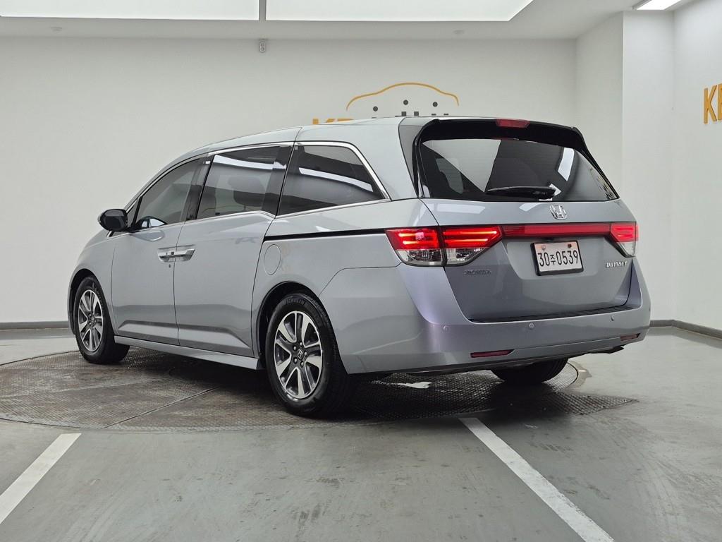 Honda Odyssey - Vista 3