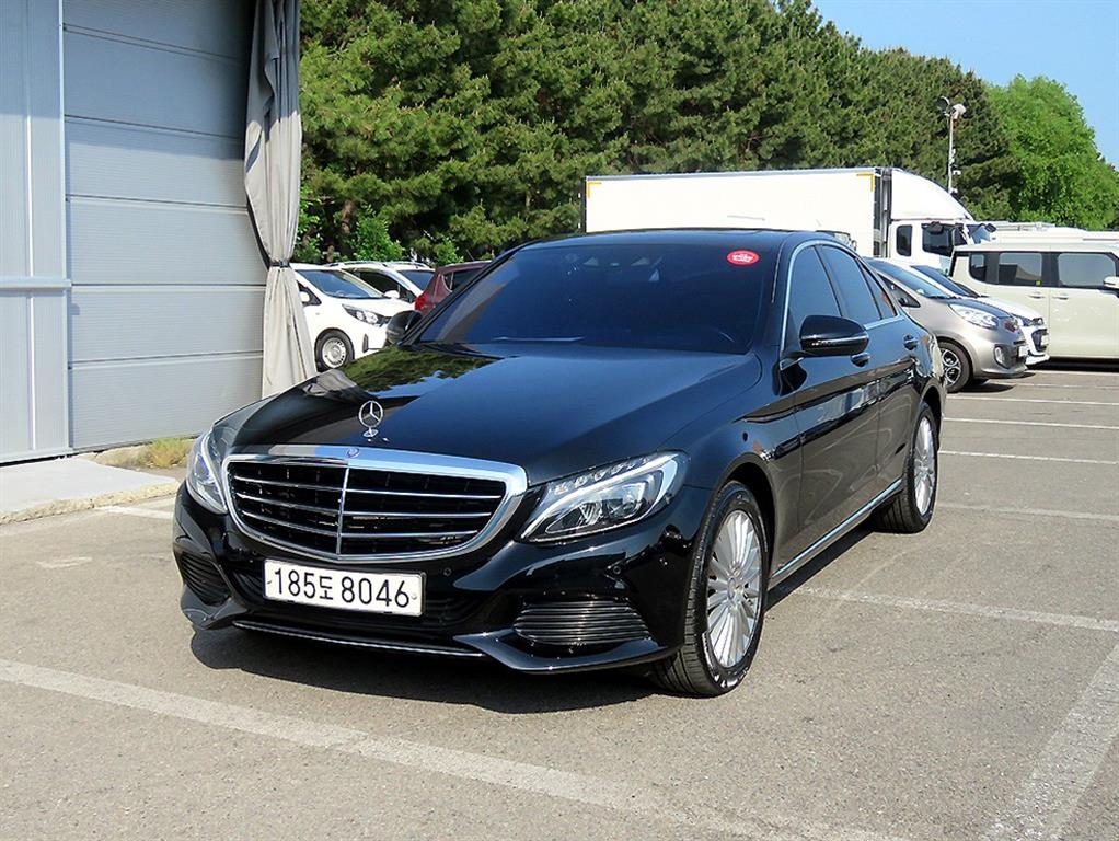 Mercedes Benz C Class - Vista 2