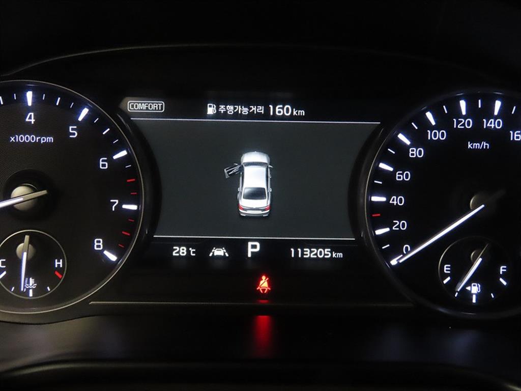 KIA K9 - Vista 9