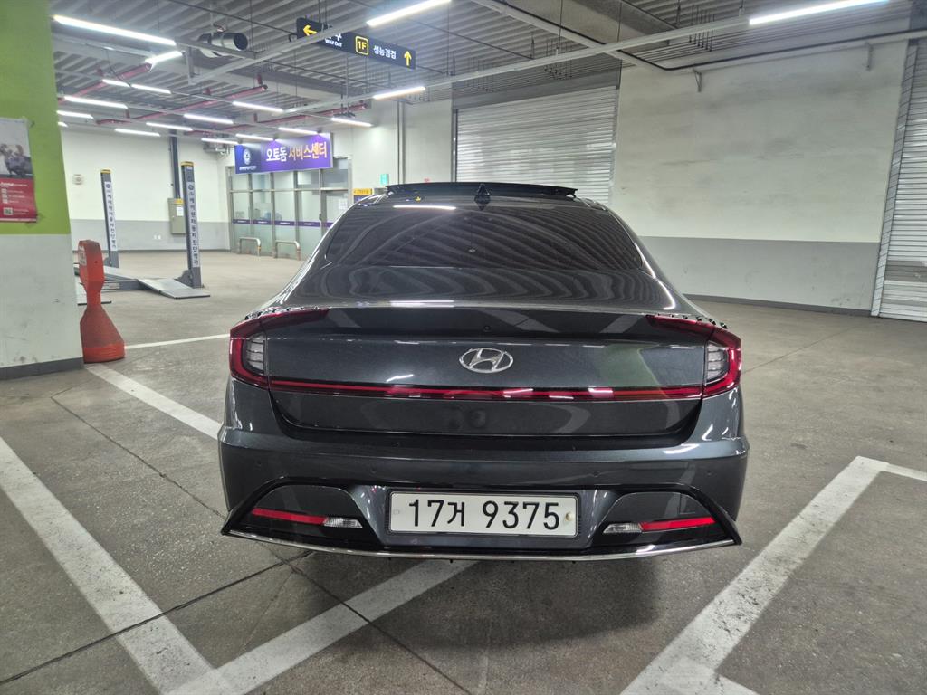 HYUNDAI Sonata - Vista 4