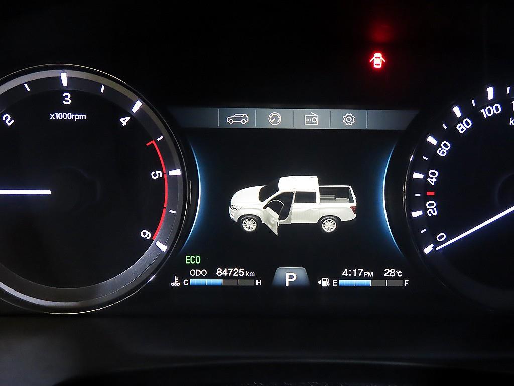 Ssangyong Rexton - Vista 9