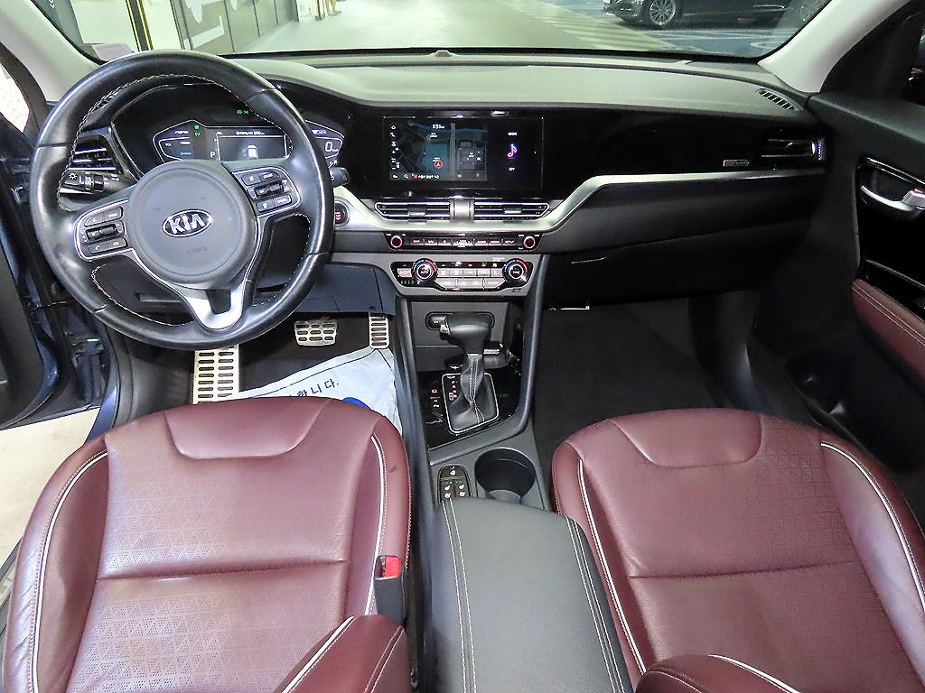 KIA Niro - Vista 10