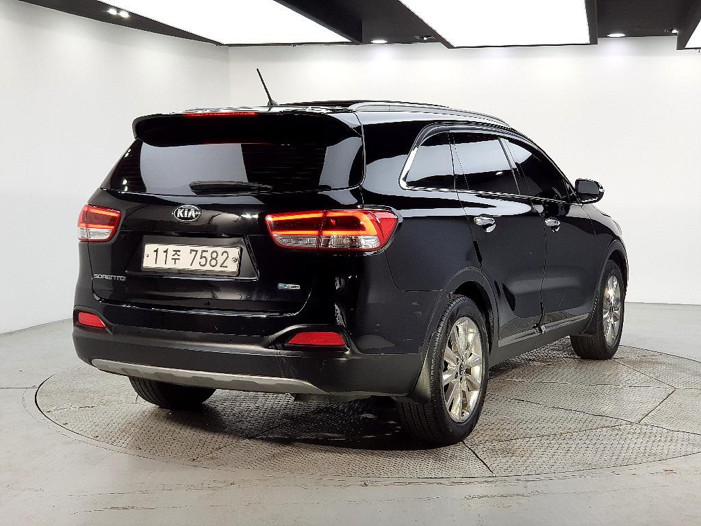 KIA Sorento - Vista 4