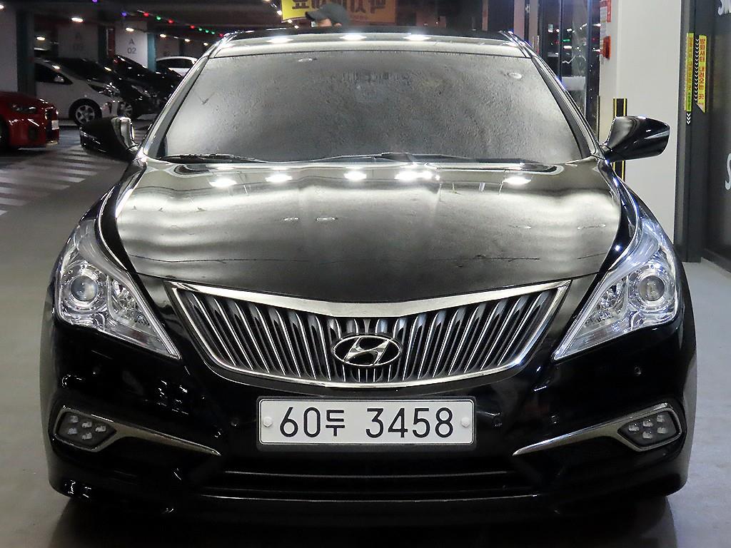 HYUNDAI Grandeur - Vista 2