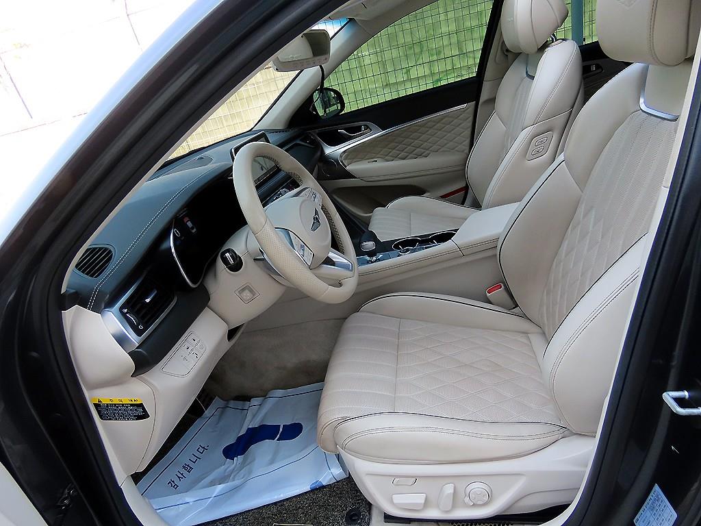 Genesis G70 - Vista 5