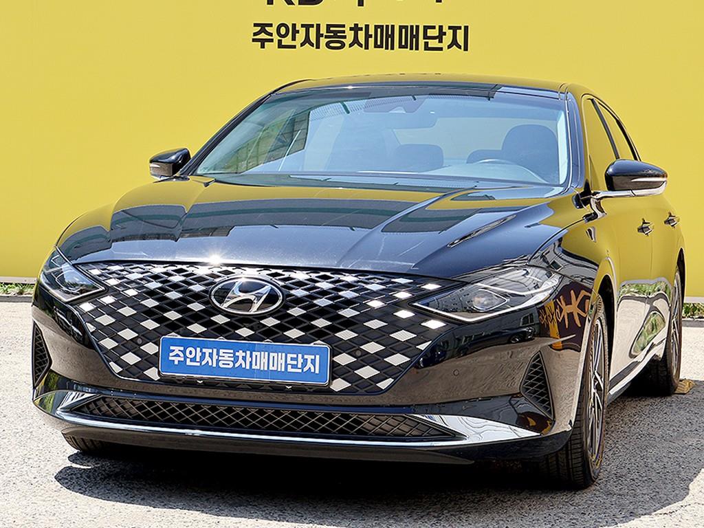 HYUNDAI Grandeur - Vista 3