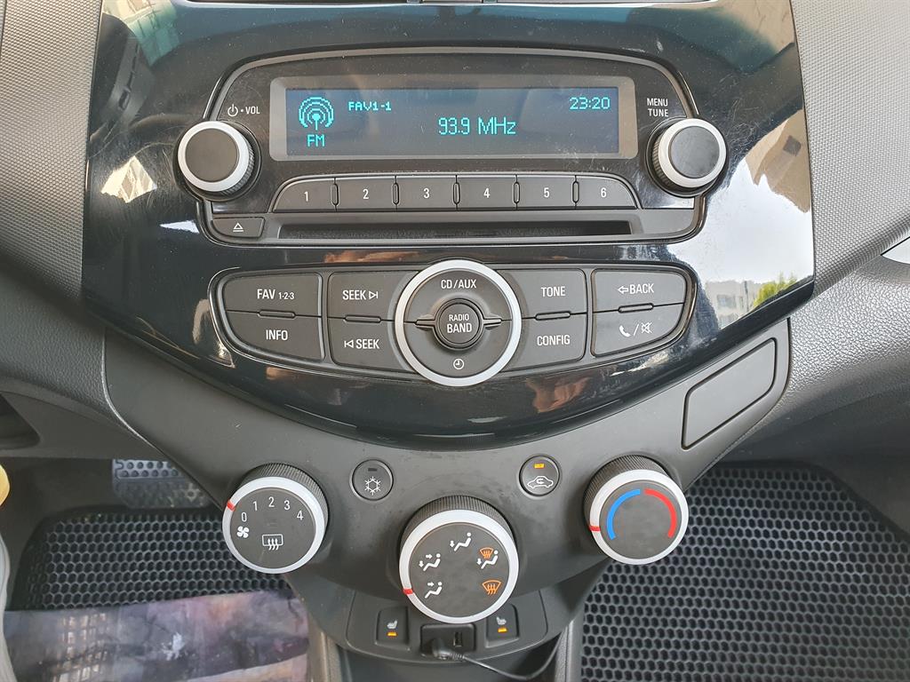 Chevrolet Spark - Vista 9