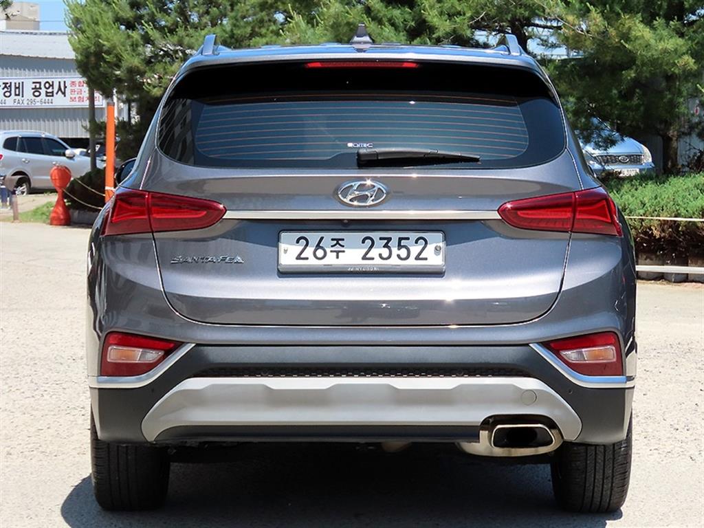 HYUNDAI Santa Fe - Vista 4