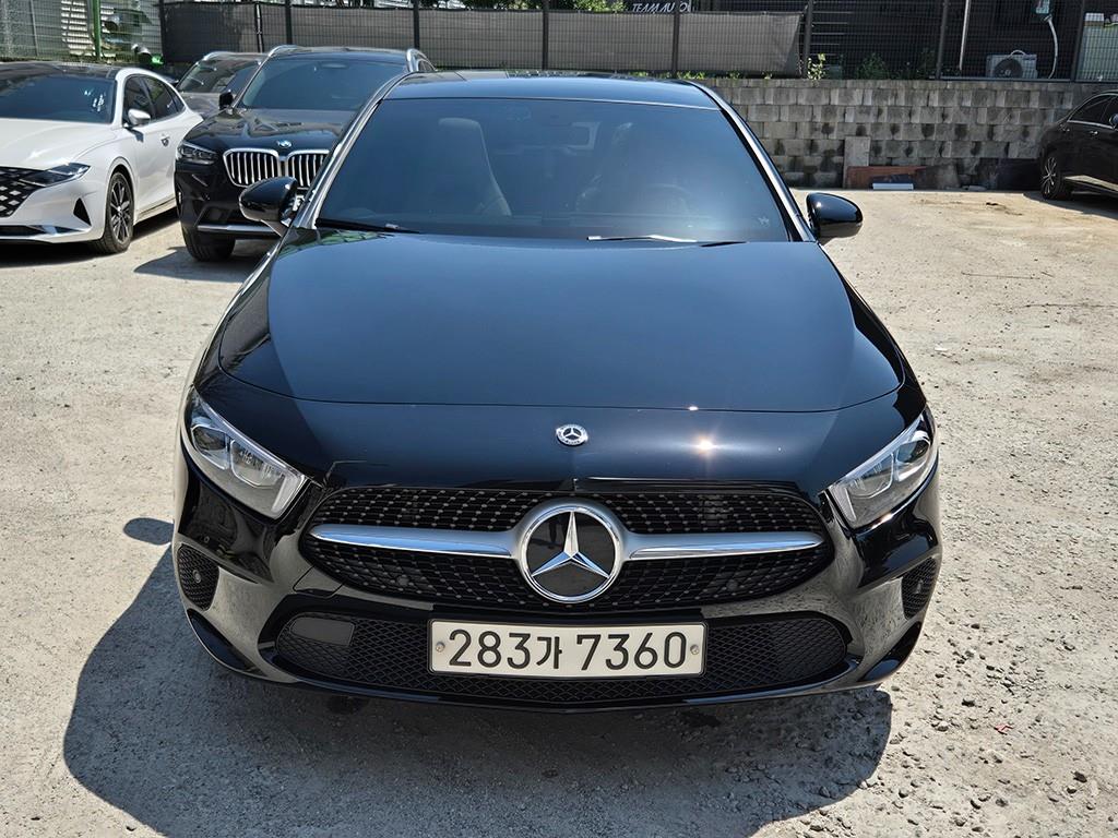 Mercedes Benz A Class 2020 Negro - Importación desde Corea - HF Imports Iquique - Foto 1