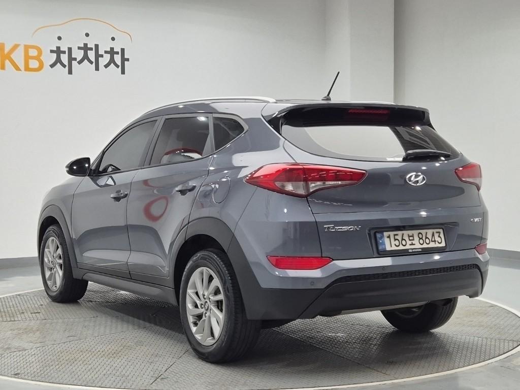 HYUNDAI Tucson - Vista 2