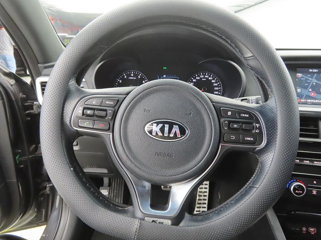 KIA K5 - Vista 8