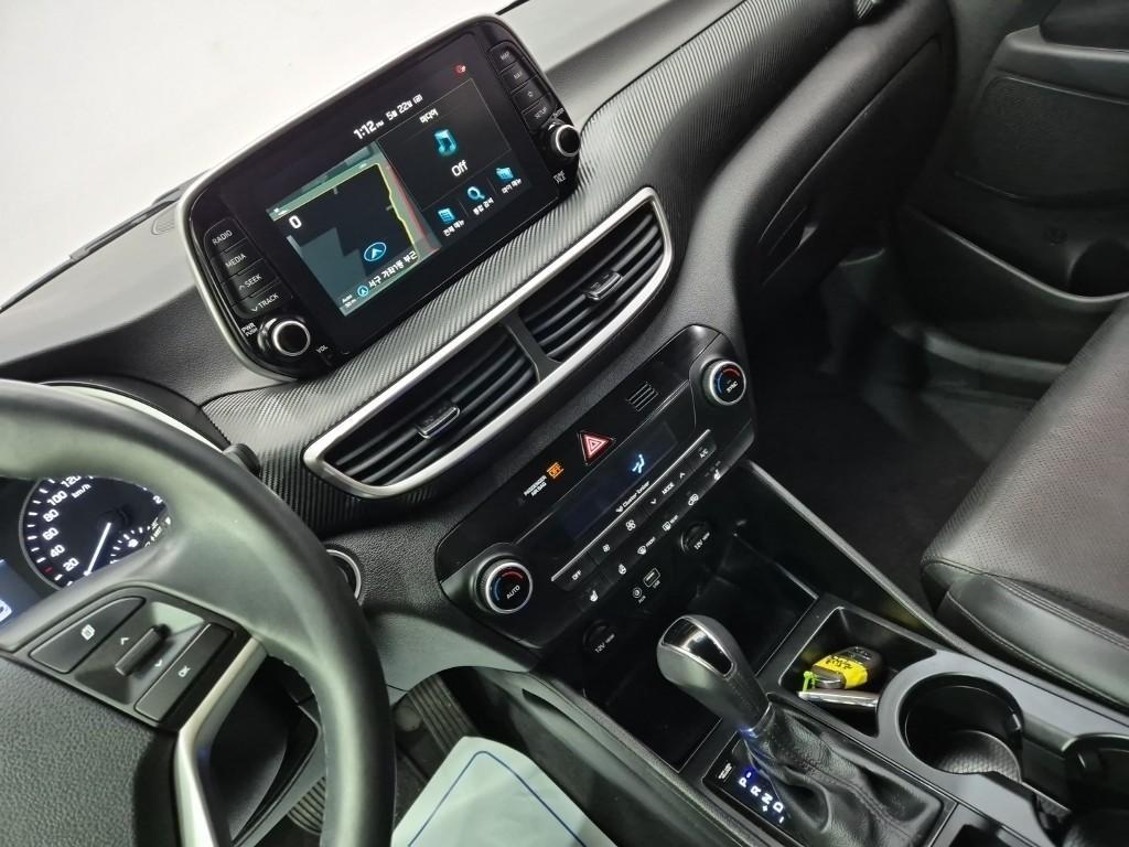 HYUNDAI Tucson - Vista 10