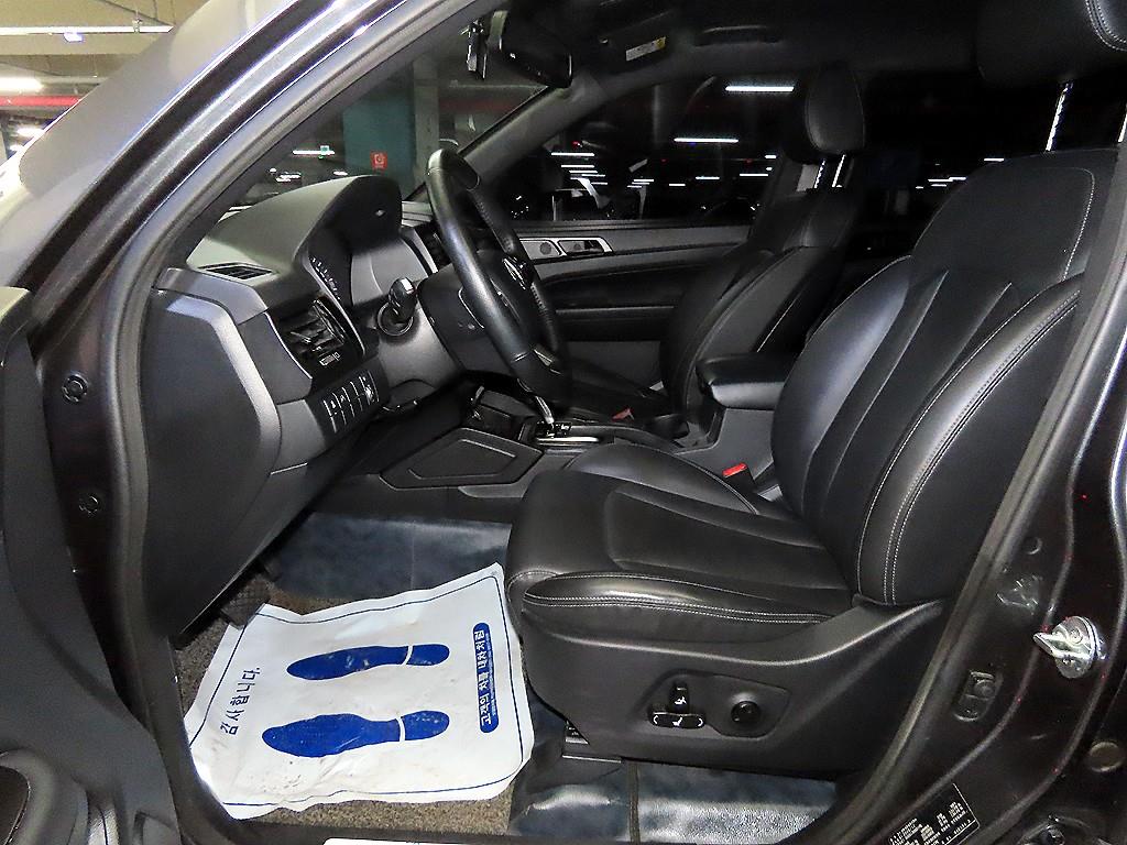 Ssangyong Rexton - Vista 6