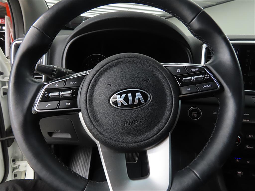 KIA Sportage - Vista 8