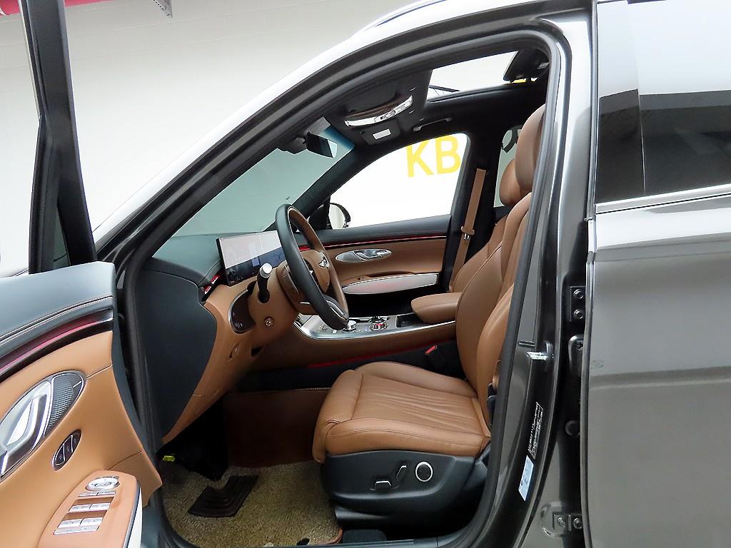 Genesis GV70 2025 Gris - Importación desde Corea - HF Imports Iquique - Foto 13
