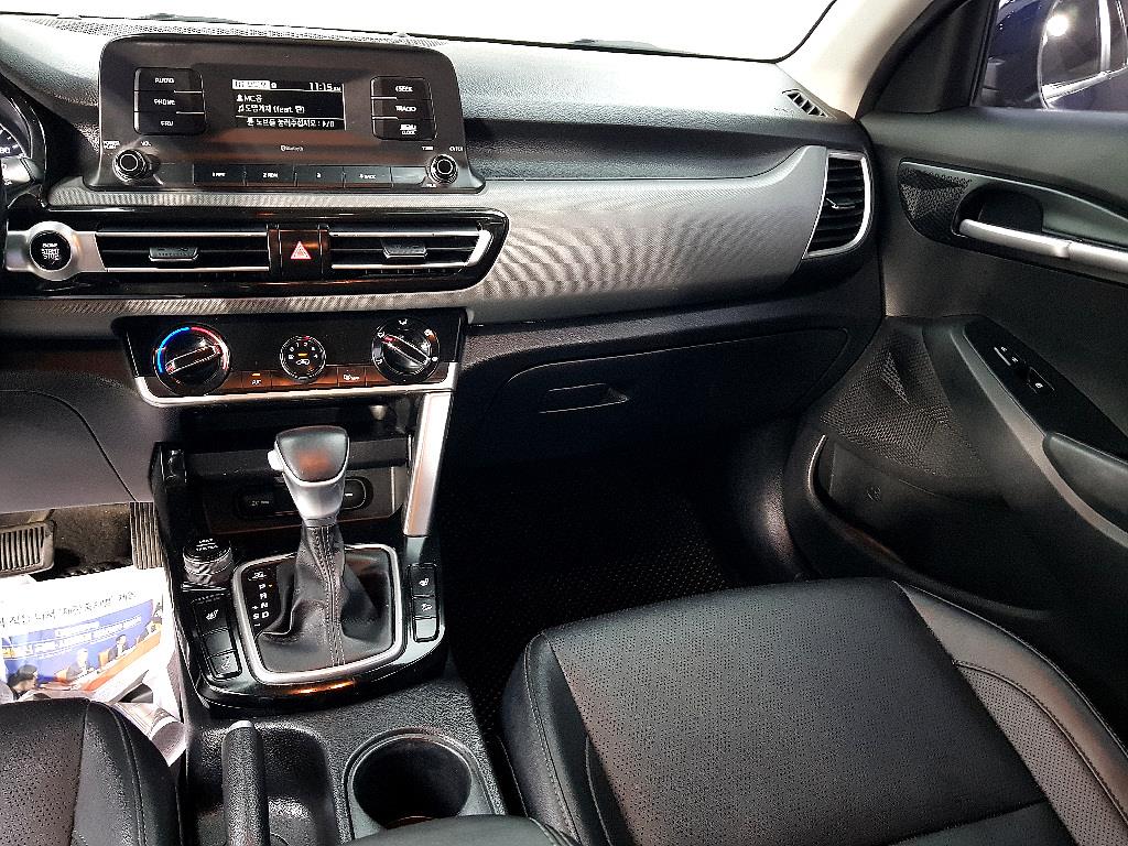 KIA Seltos - Vista 10