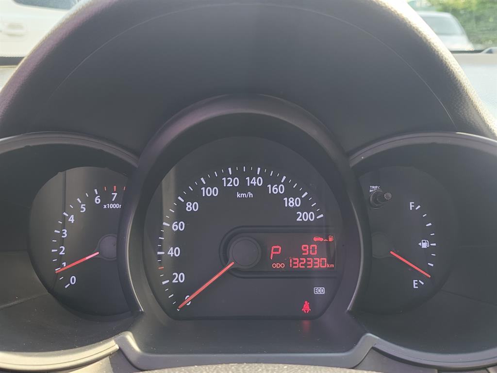 KIA Morning - Vista 5