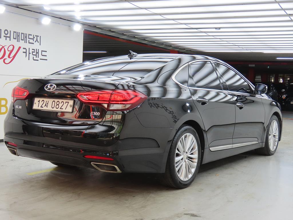 HYUNDAI Aslan - Vista 4