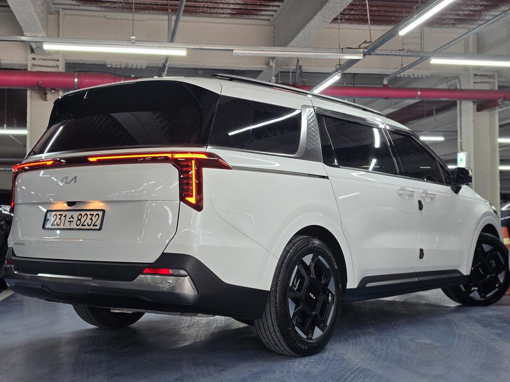 KIA Carnival - Vista 3