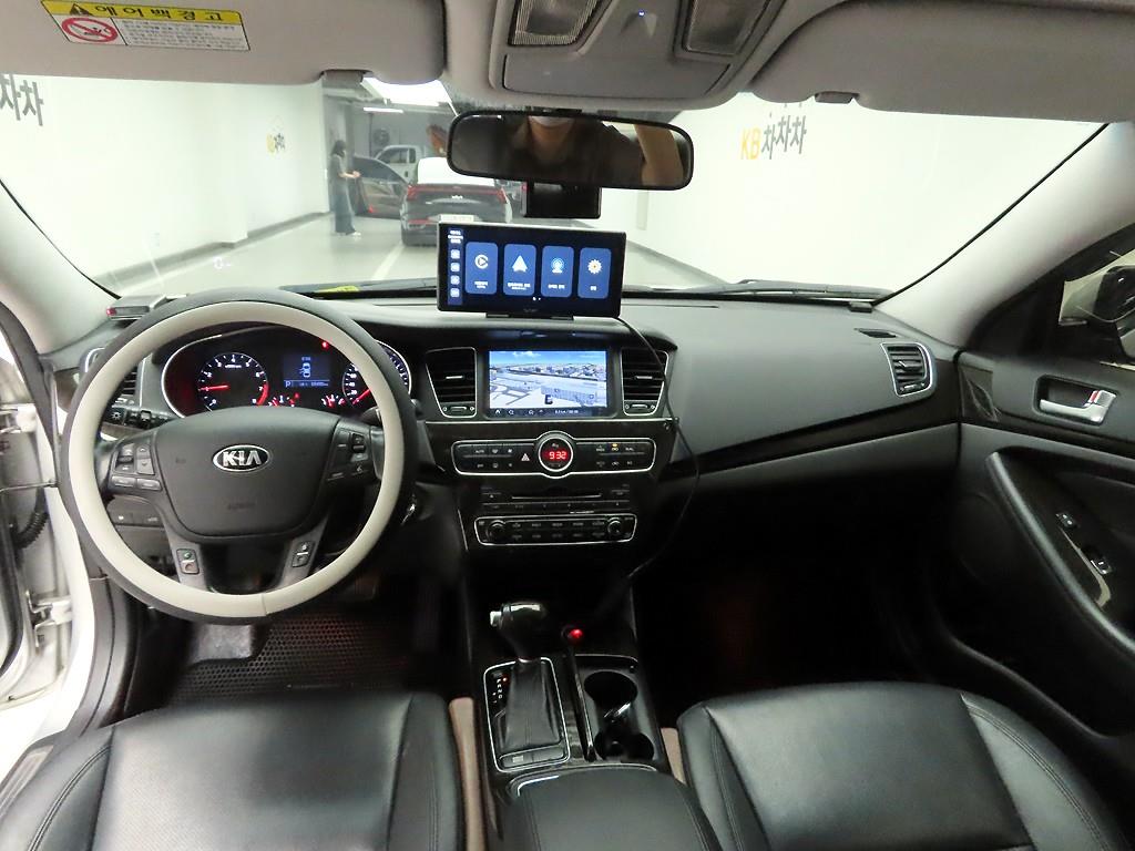 KIA K7 - Vista 6