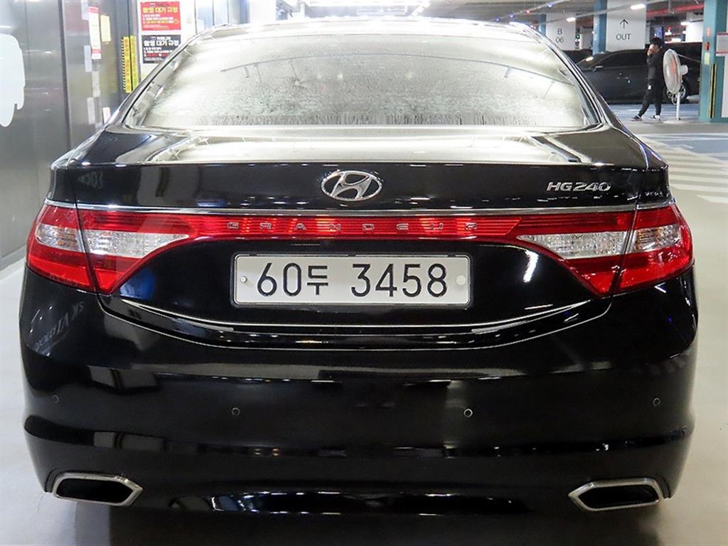 HYUNDAI Grandeur - Vista 5