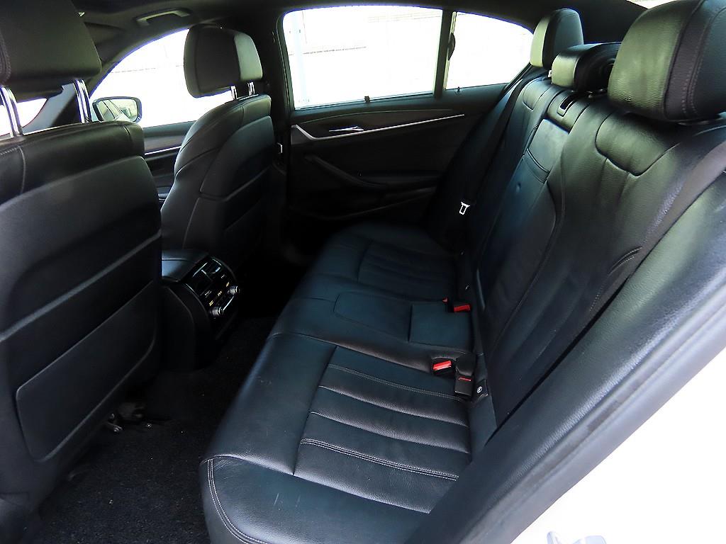 BMW 5 Series - Vista 6