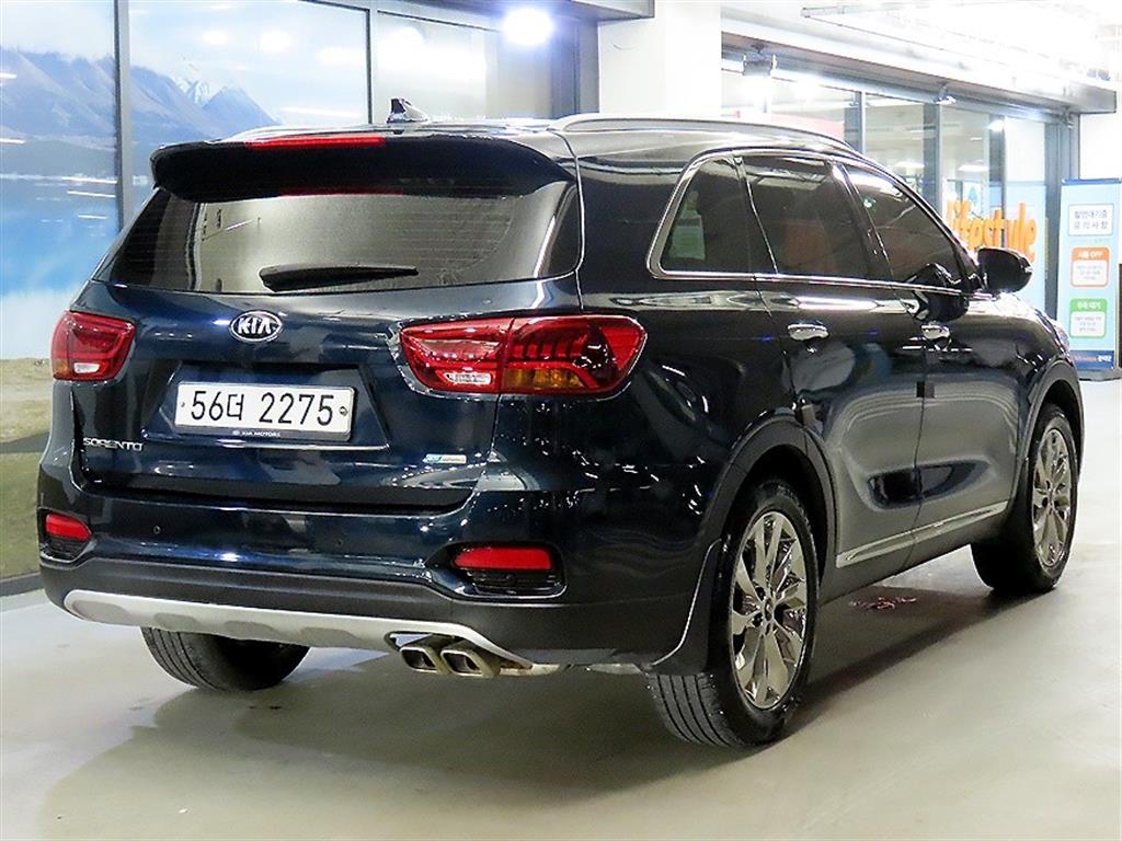 KIA Sorento - Vista 4
