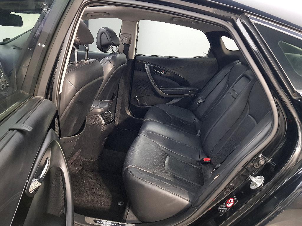 HYUNDAI Grandeur - Vista 9