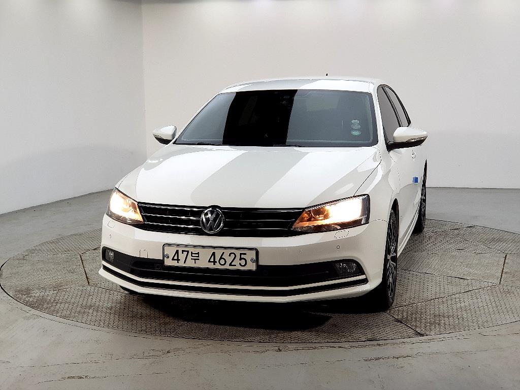 Volkswagen Jetta - Vista 2