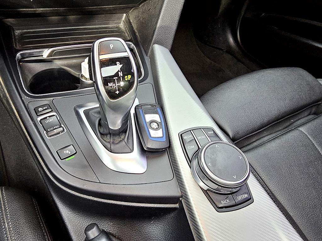 BMW 3 series 2018 Blanco - Importación desde Corea - HF Imports Iquique - Foto 14