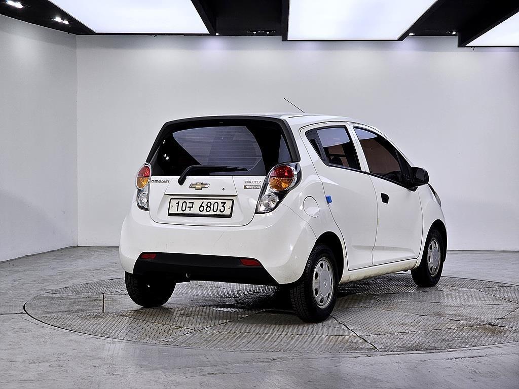 Chevrolet Spark - Vista 4