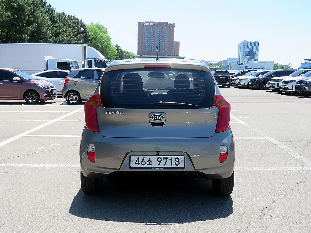 KIA Morning - Vista 3