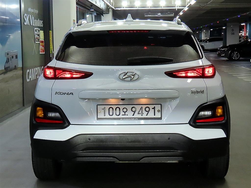 HYUNDAI Kona - Vista 5