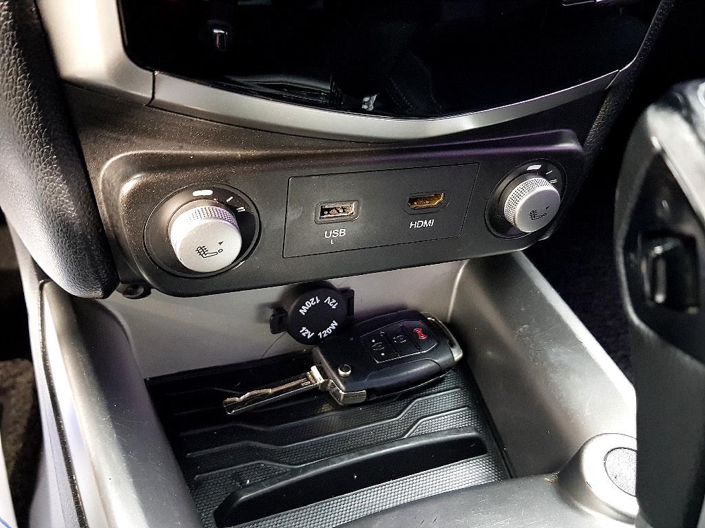 Ssangyong Tivoli 2016 Blanco - Importación desde Corea - HF Imports Iquique - Foto 15