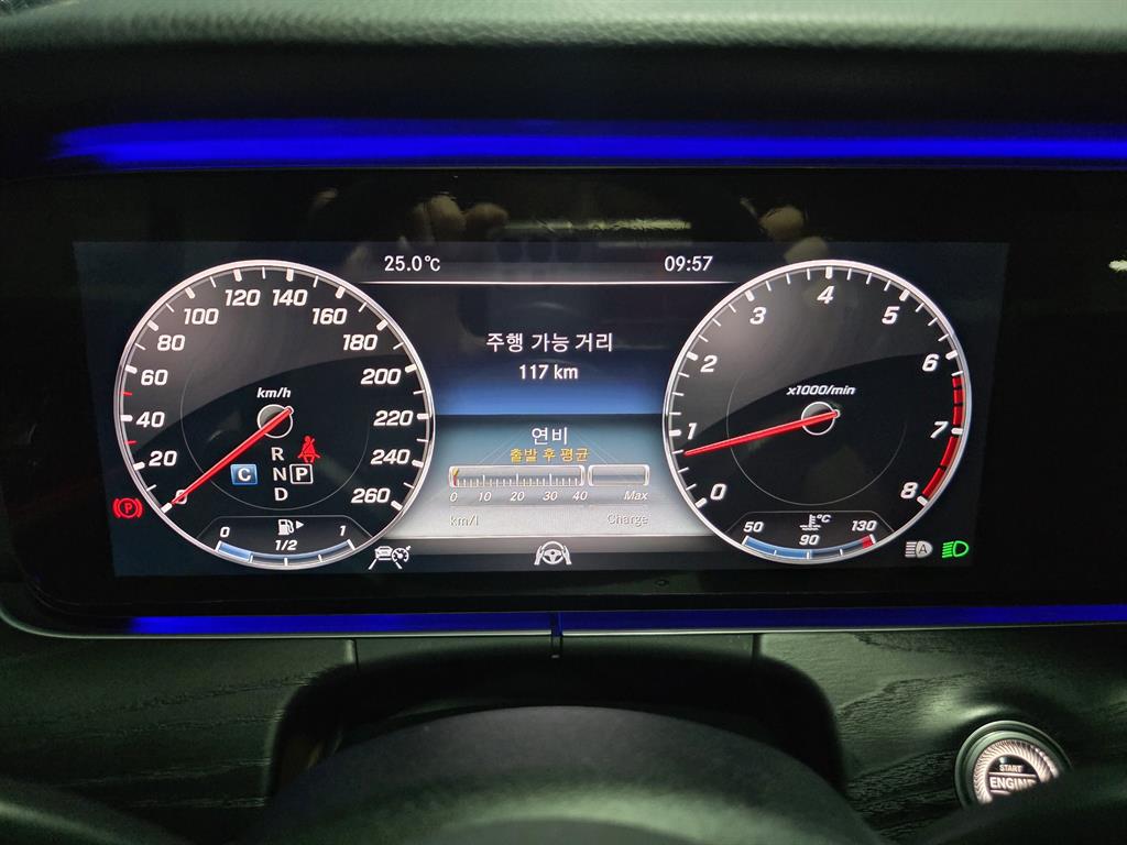 Mercedes Benz E class - Vista 6