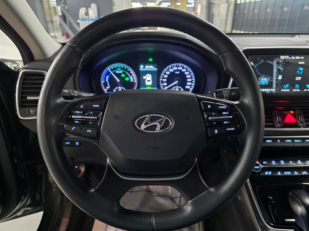 HYUNDAI Grandeur - Vista 6