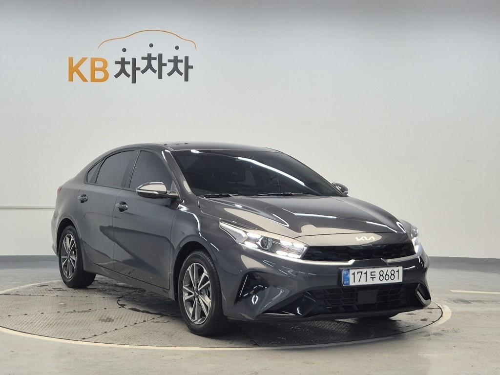 KIA K3 - Vista 3