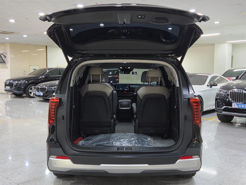 KIA Carnival 2025 Negro - Importación desde Corea - HF Imports Iquique - Foto 19